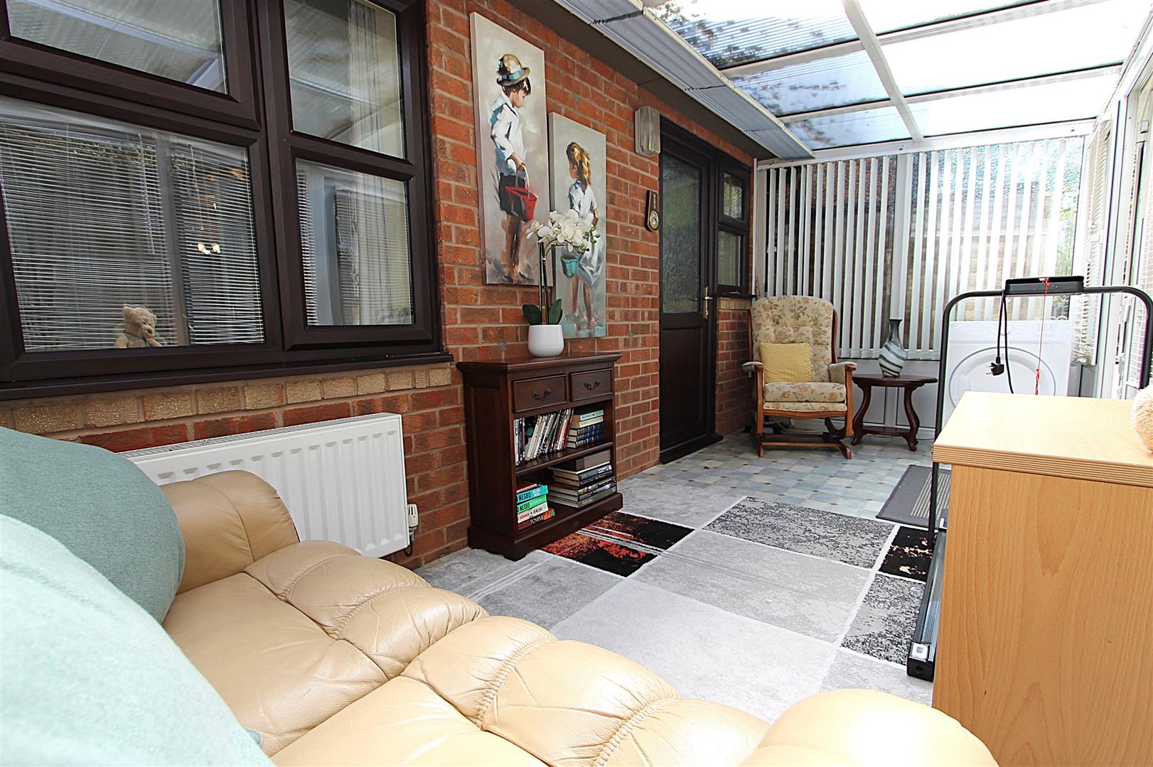 Skylark Way, Kidderminster